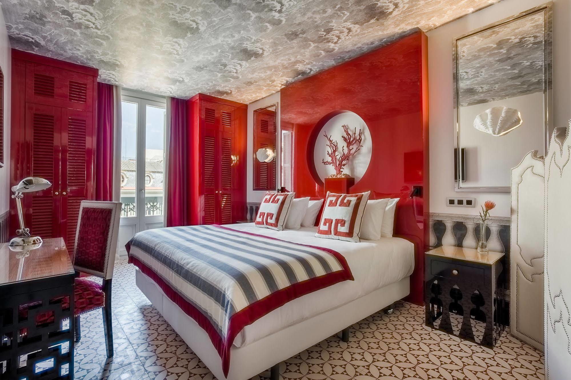 Mate Anna, Hotel 4*